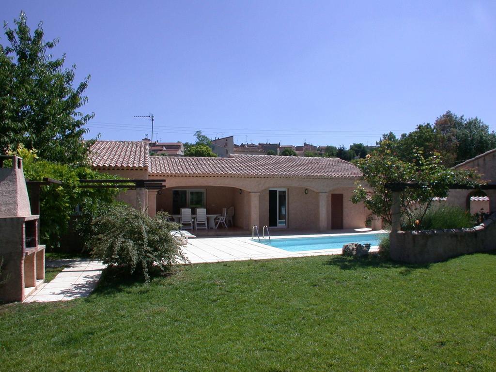 Villa With Air Conditioning And Private Pool 1 Km From Saint Paul En Foret And 35 Km From The Sea Extérieur photo
